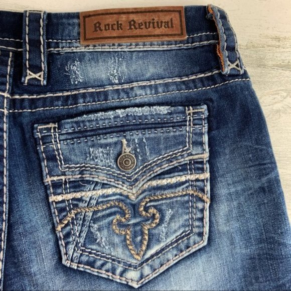 🤘NeW🎸 ROCK REVIVAL MAGNOR EASY SHORTS Size 28 - Picture 10 of 16